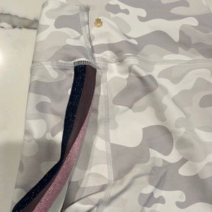 Spiritual gangster camo leggings